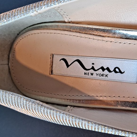 Nina New York Gold Metallic Wedge Shoe Peep Toe Size 8 - Picture 9 of 13